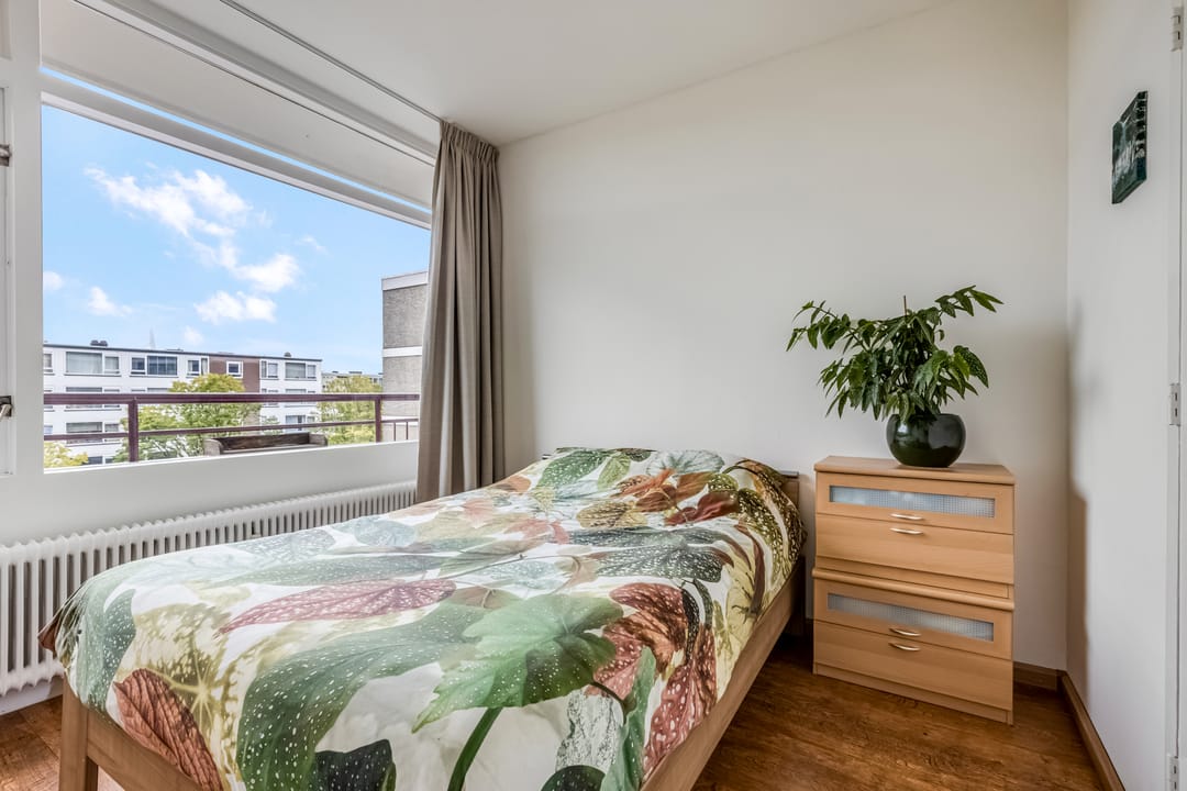 Foto 17 van Livingstonelaan 148