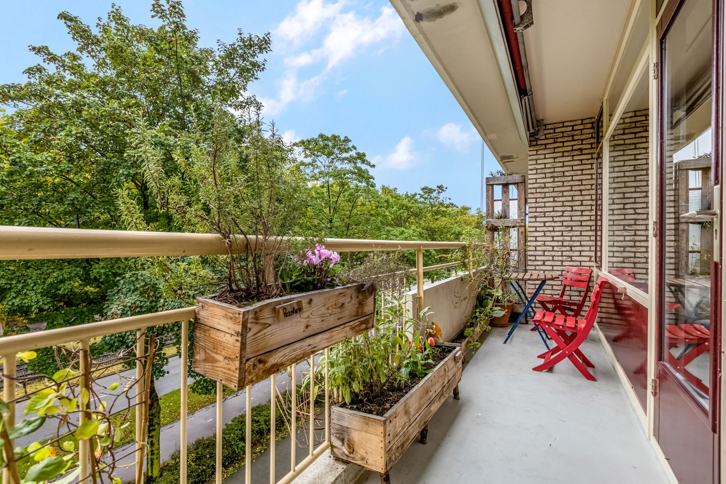 Foto 19 van Livingstonelaan 148