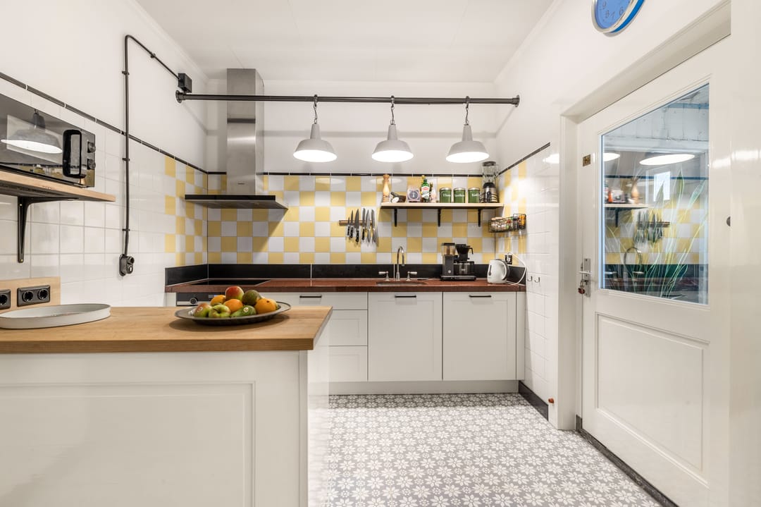 Foto 22 van Johan Verhulstweg 54