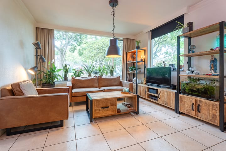 Photo 7 of Sterrebos 60