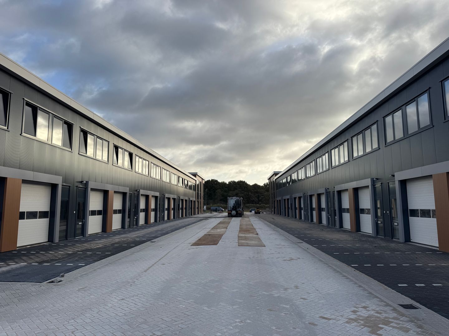 Bekijk foto 2 van Nieuwe Bredase Baan 12-S