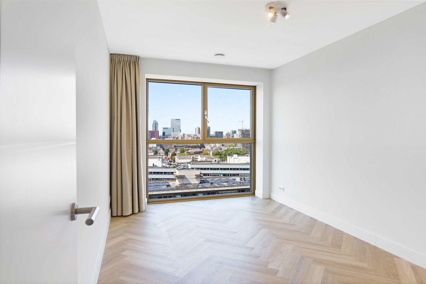 Foto 29 van Gedempte Zalmhaven 182