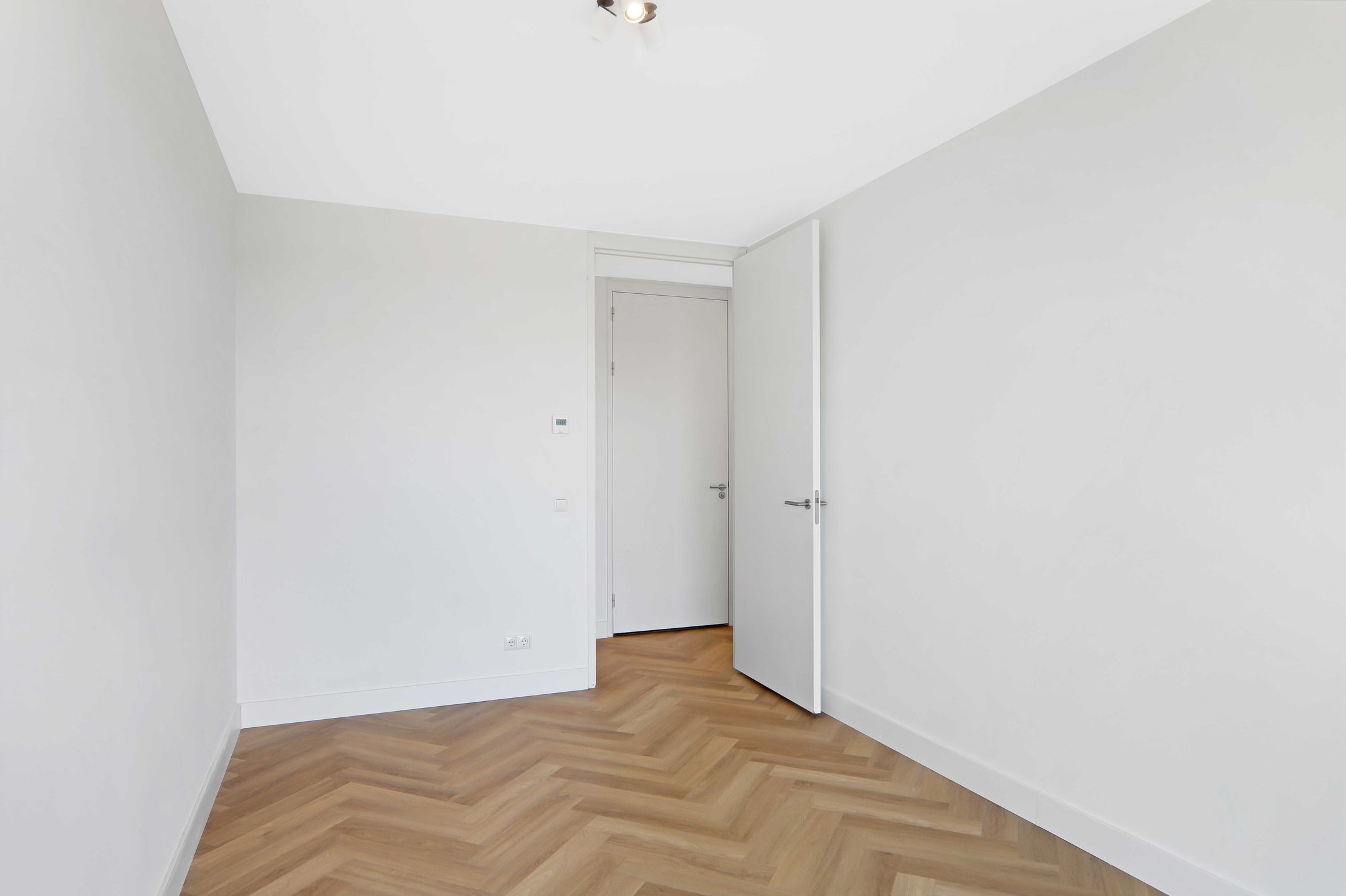 Foto 30 van Gedempte Zalmhaven 182