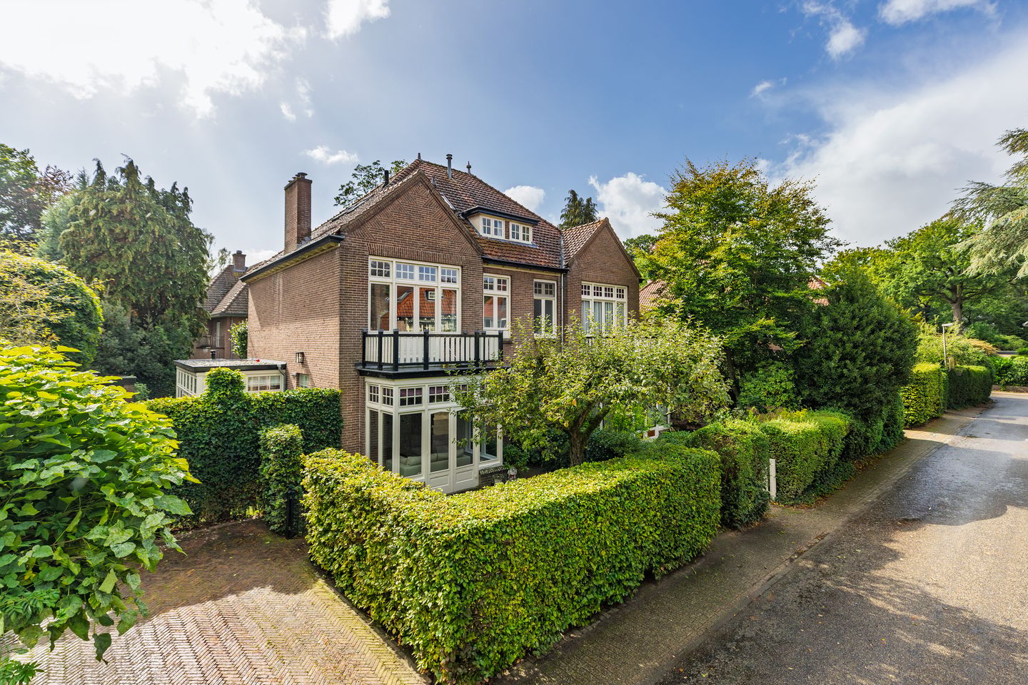 Foto 1 van Willemslaan 23
