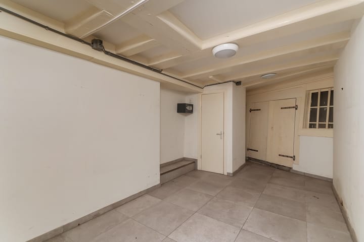 Foto 5 van Warmoesstraat 89