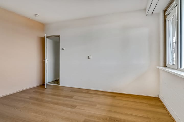 Photo 19 of Thorbeckestraat 160