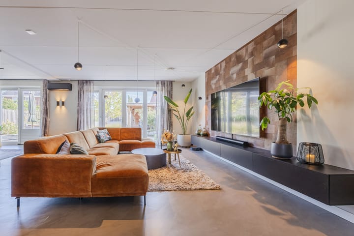 Foto 2 van Tulpenboom 36