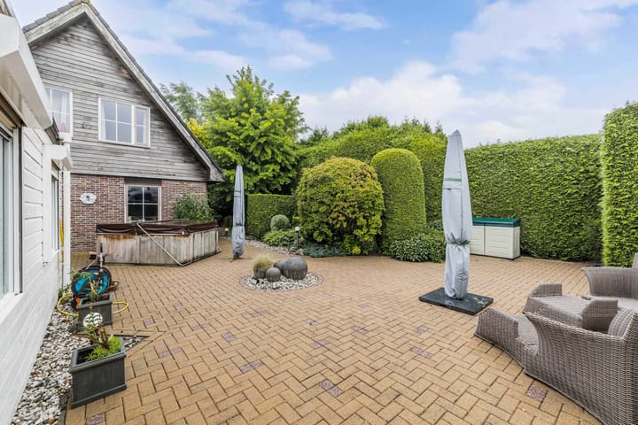 Foto 25 van Spuiweg 2