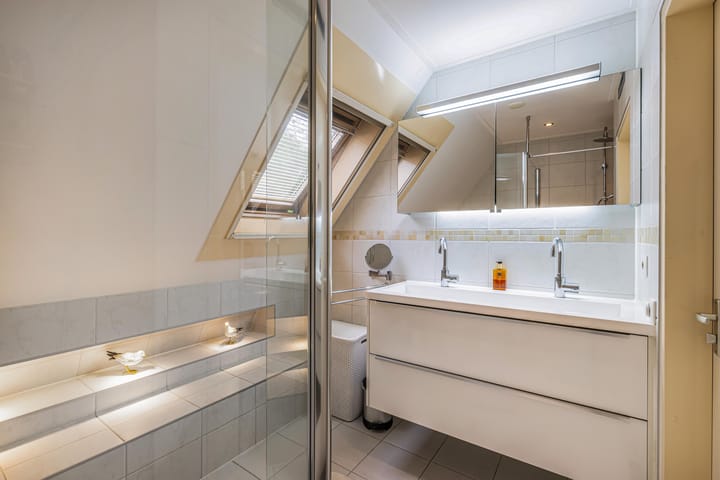 Foto 38 van Spuiweg 2