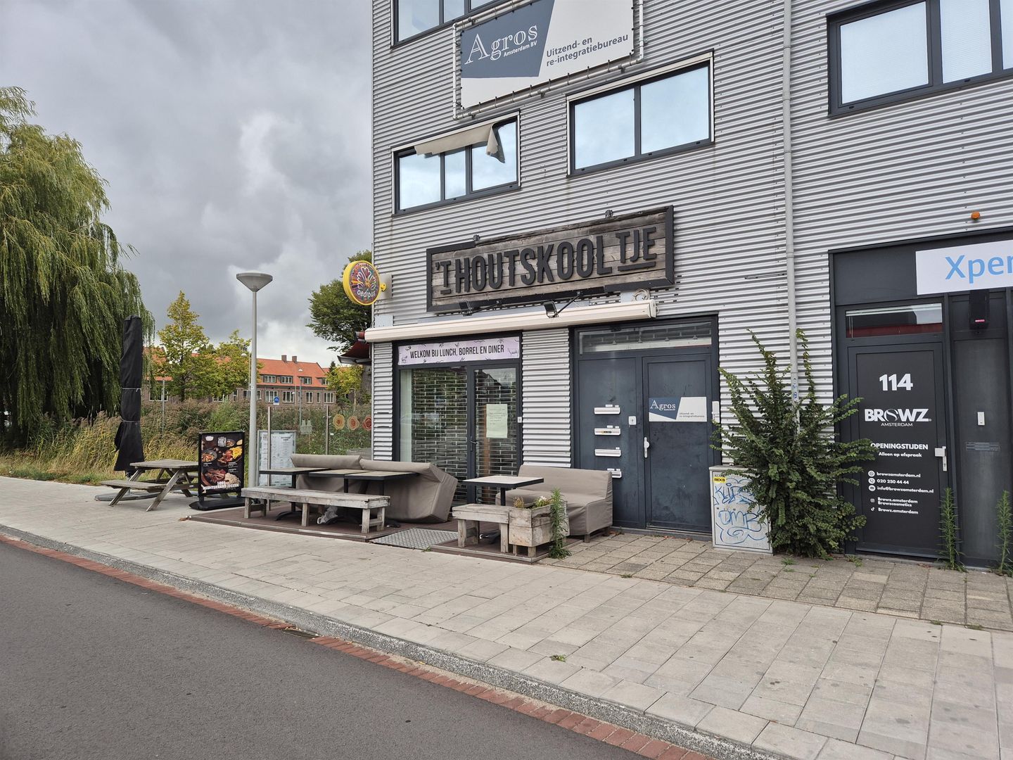 View photo 2 of Johan van Hasseltweg 118