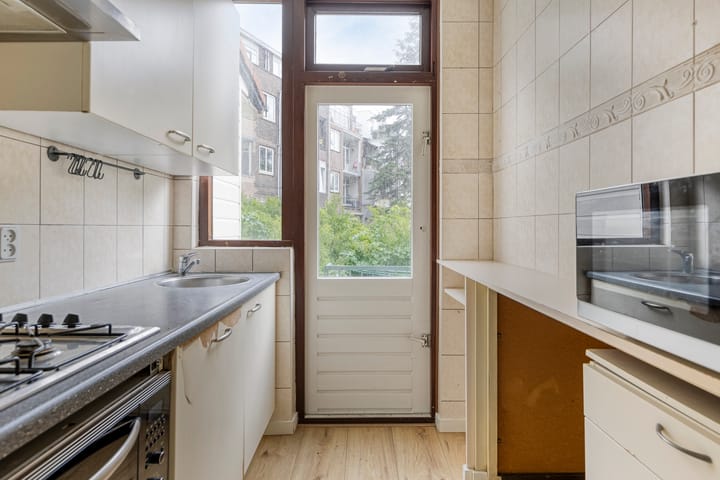 Foto 12 van Lorentzplein 16-A