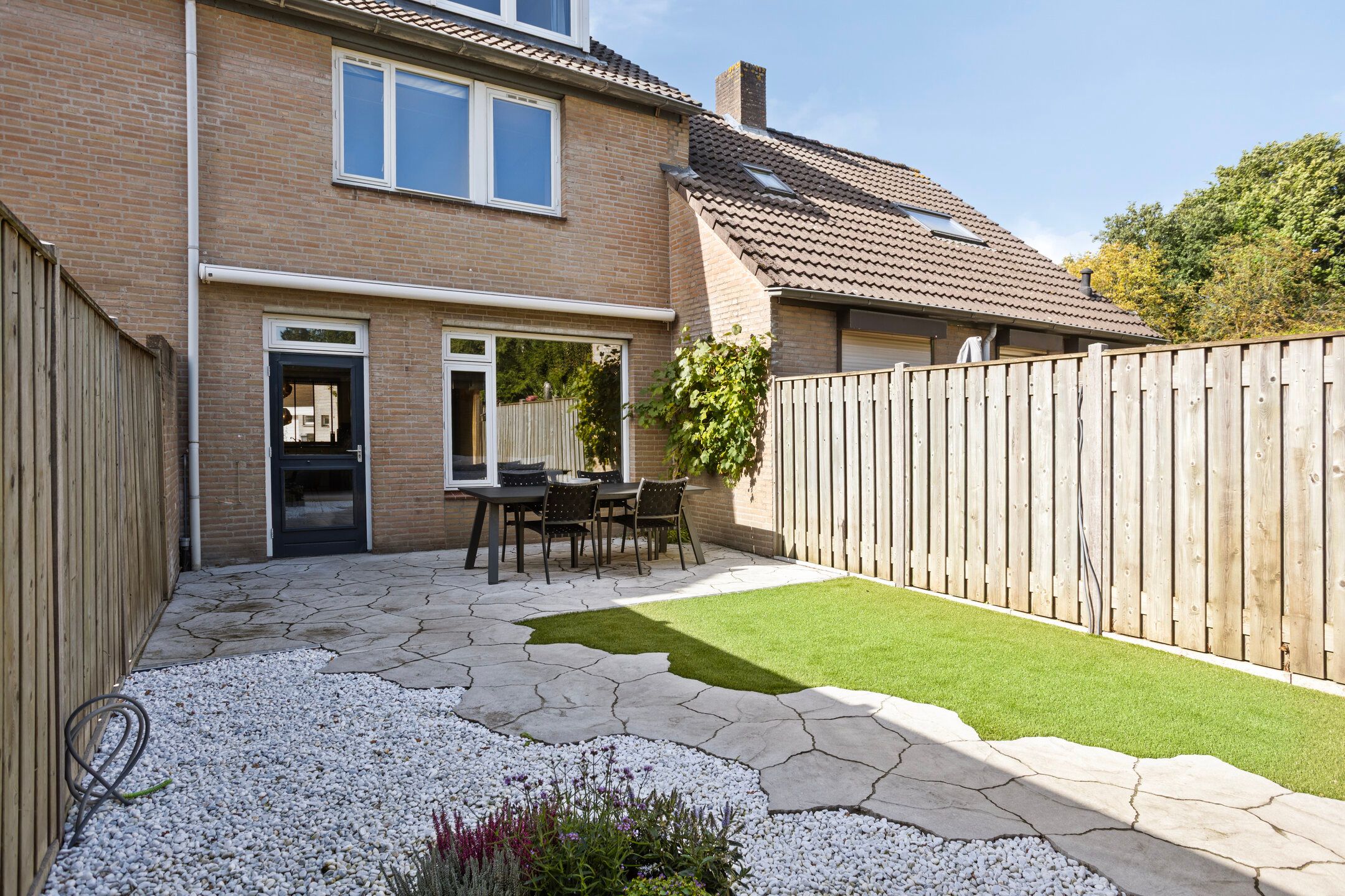 Foto 24 van Burg. De Ruyterstraat 3