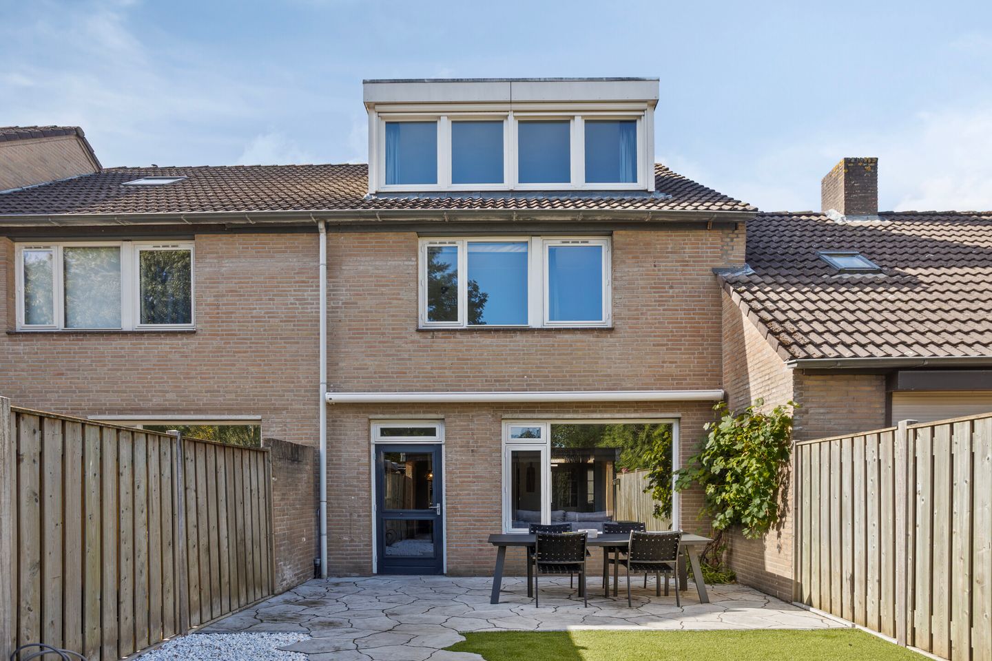 Foto 25 van Burg. De Ruyterstraat 3