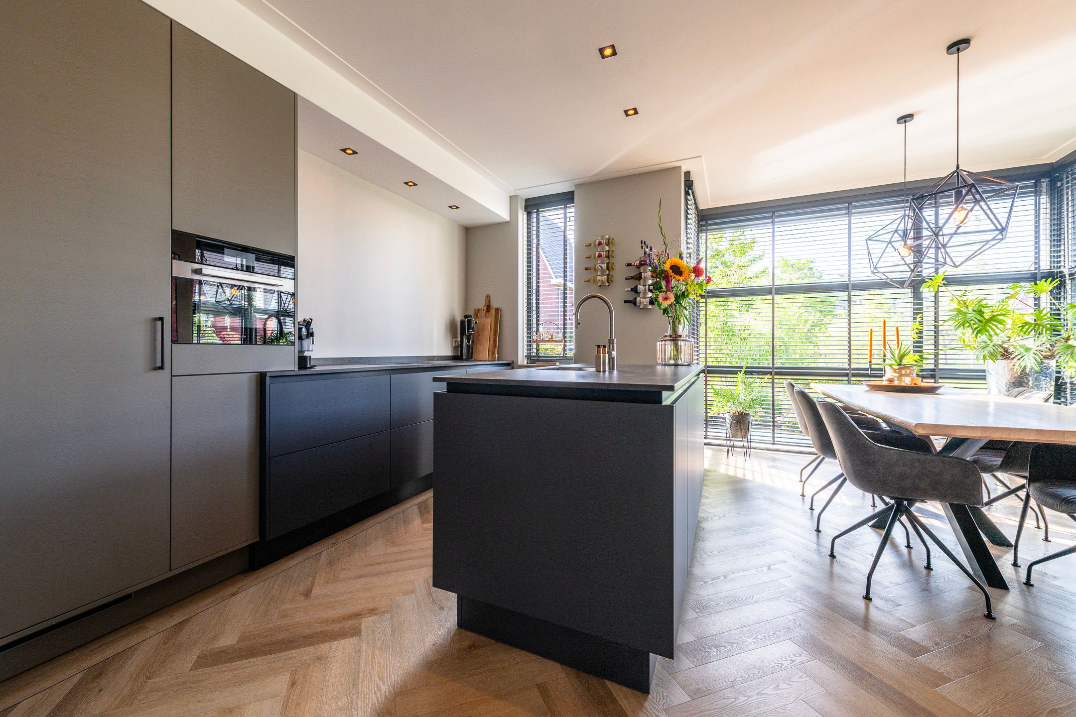 Foto 15 van Samuel de Marezhof 99