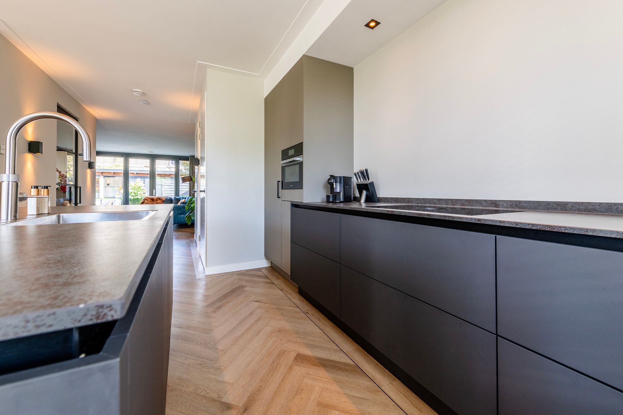 Foto 18 van Samuel de Marezhof 99