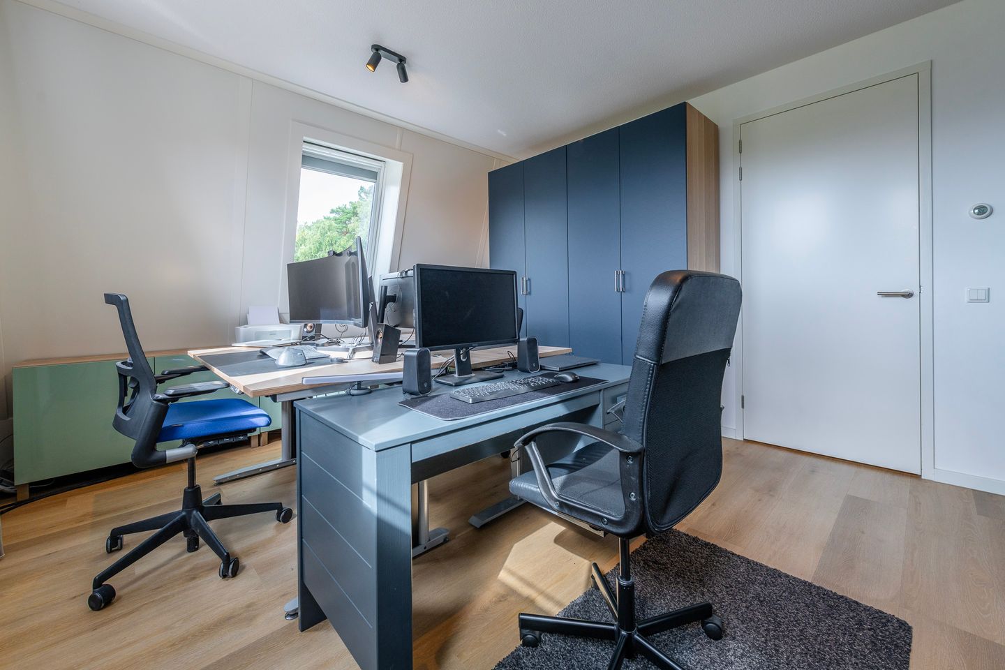 Foto 29 van Samuel de Marezhof 99