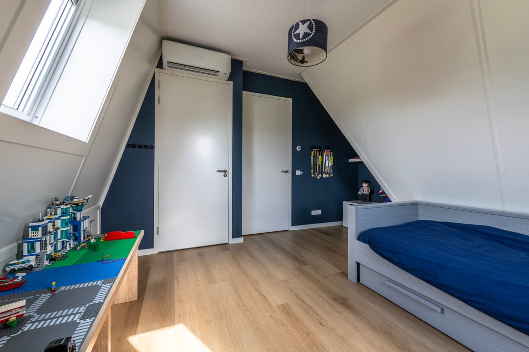 Foto 41 van Samuel de Marezhof 99