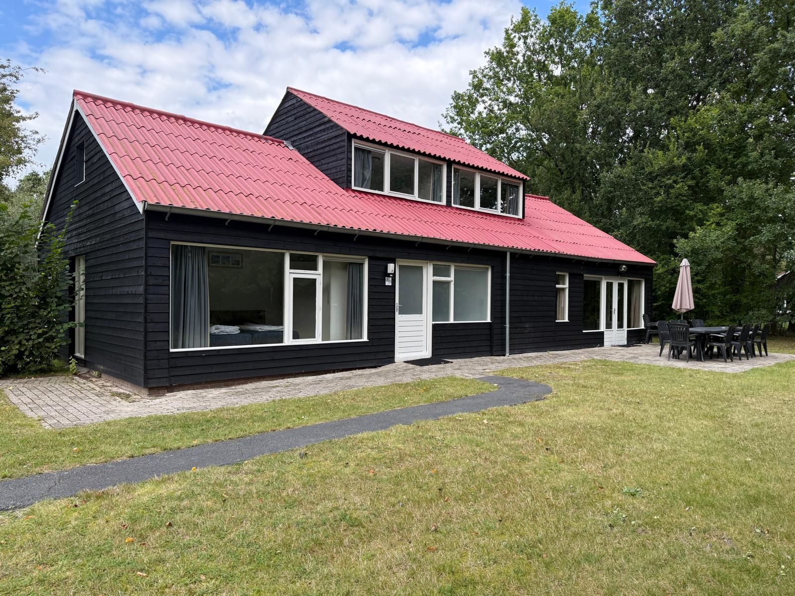 7-bedroom freehold villa in Midlaren — photo 1 of 5