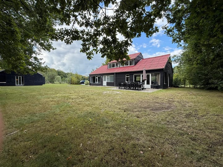 Photo 3 of De Bloemert 1-2