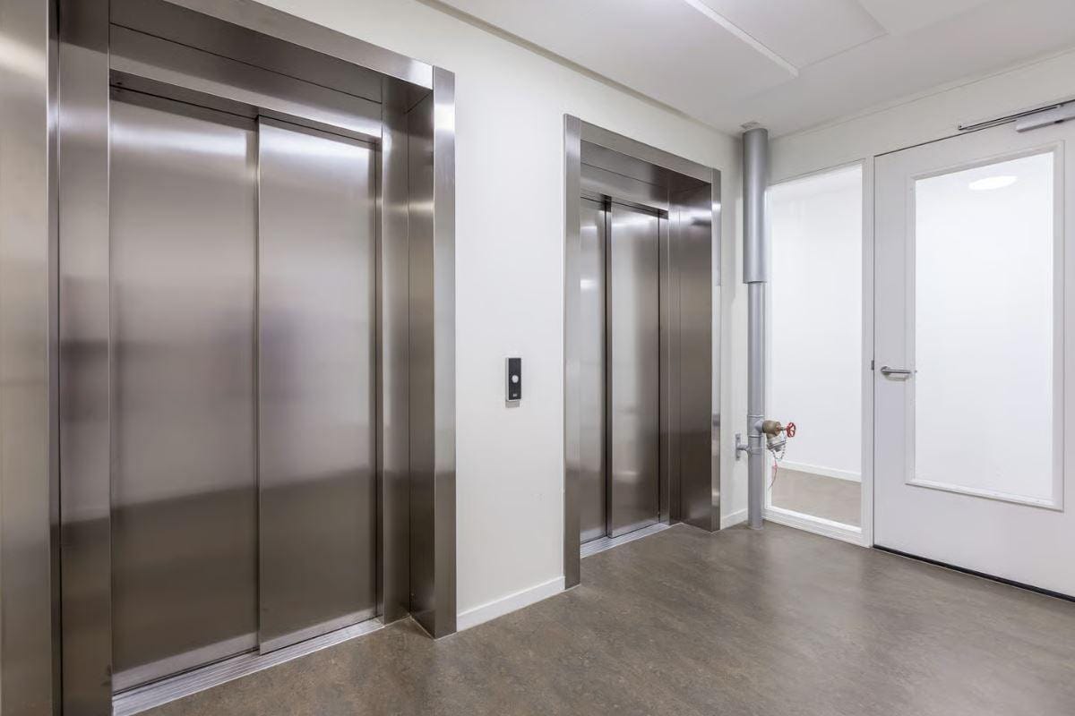 Foto 4 van Torenallee 69-065