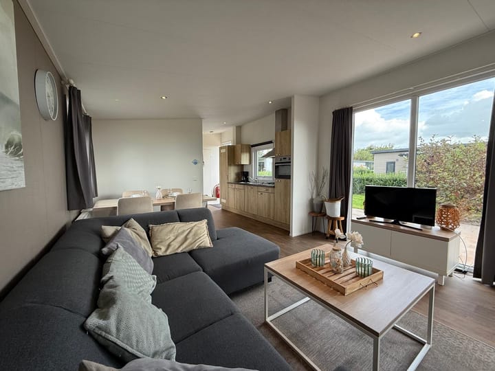 Foto 11 van Zuiderdijk 1-B16