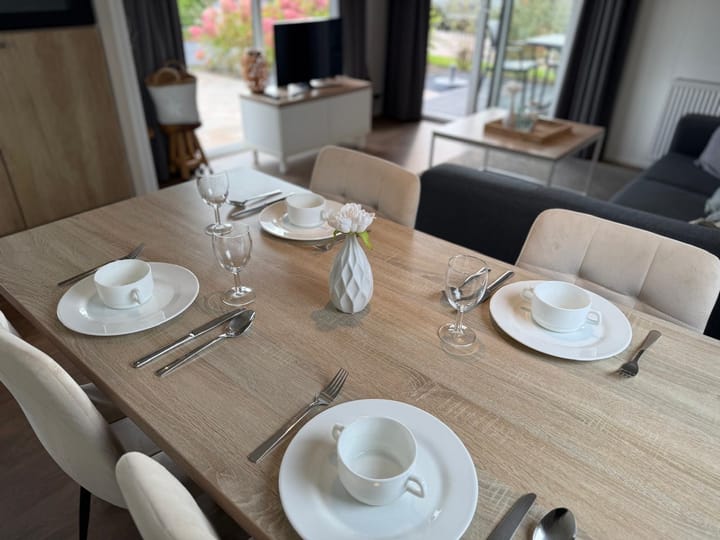 Foto 10 van Zuiderdijk 1-B16