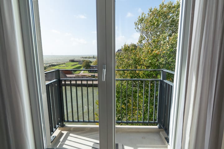 Photo 12 of Oostkade 4-C4