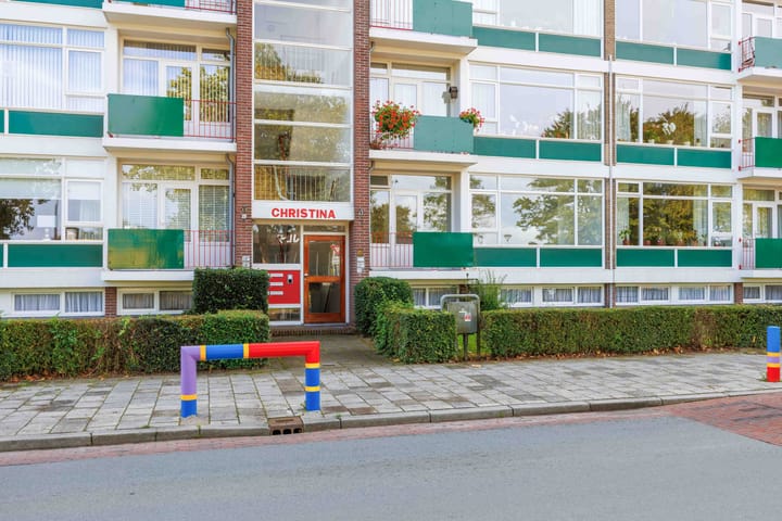 Photo 2 of Jachtlaan 26