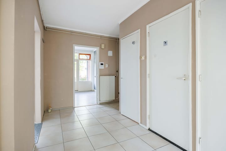 Photo 9 of Jachtlaan 26