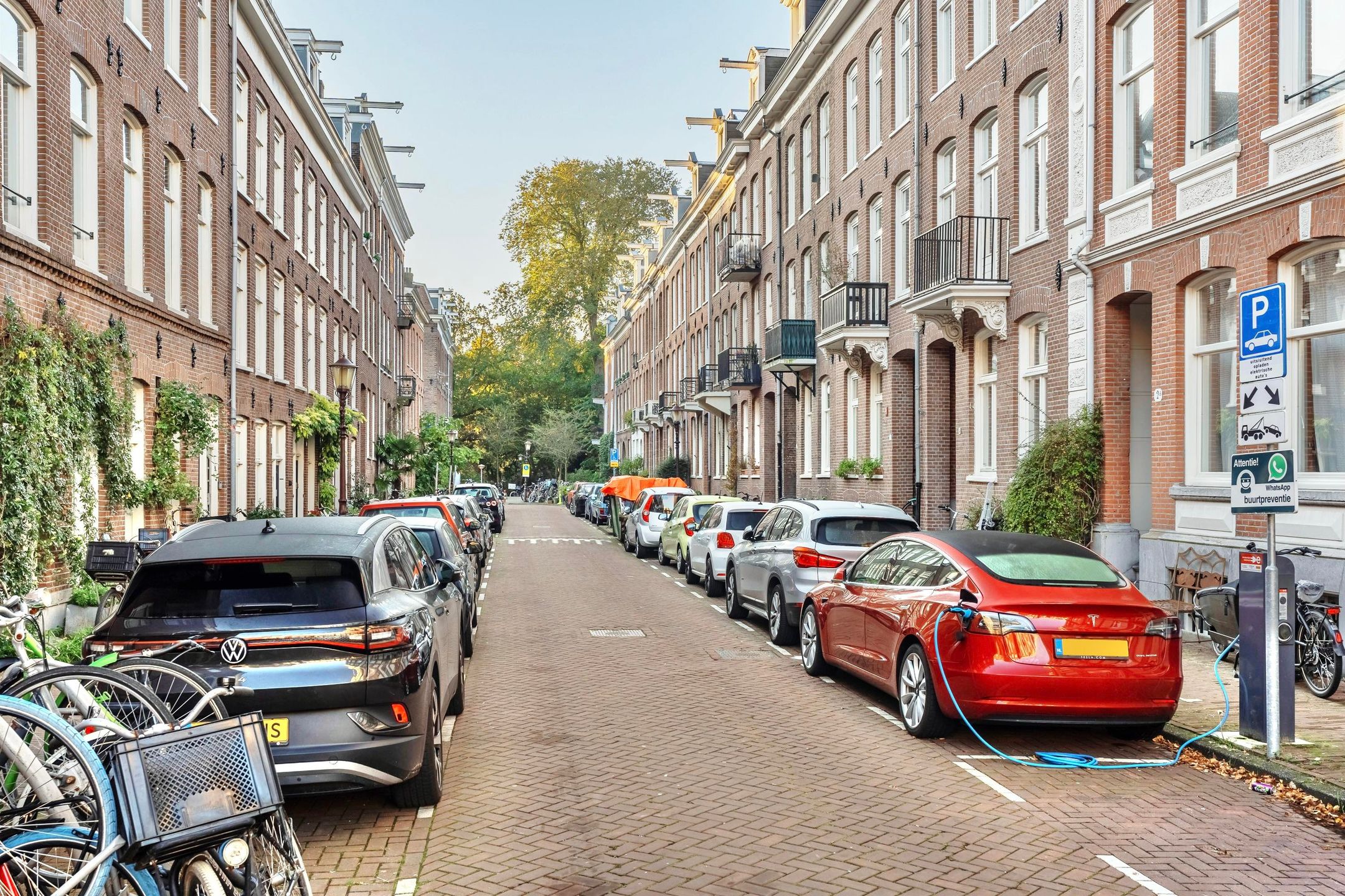 Photo 15 of Frederiksstraat 13-2