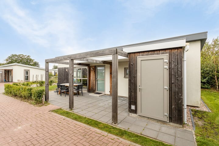 Photo 6 of Zeedijk 24-241