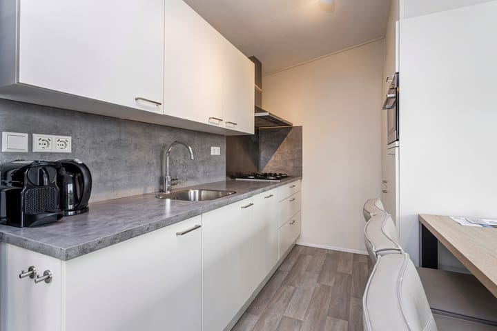 Photo 13 of Zeedijk 24-241