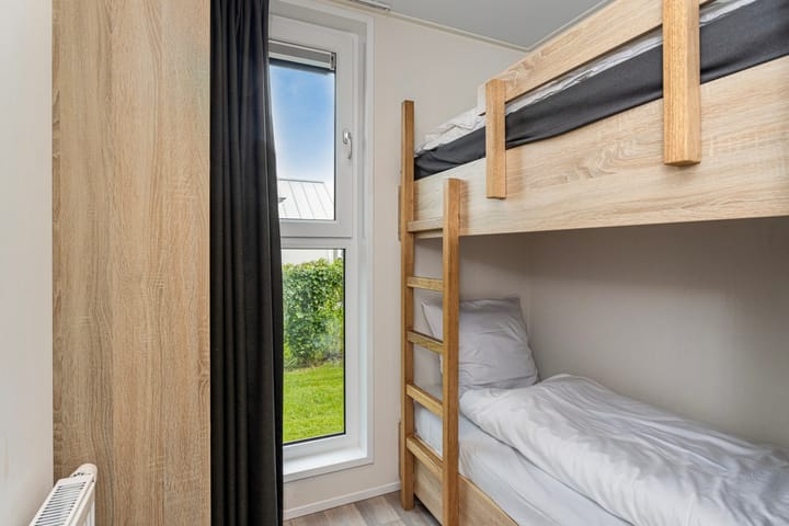 Photo 17 of Zeedijk 24-241