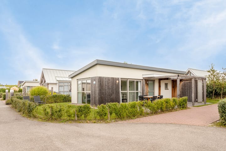 Photo 1 of Zeedijk 24-241