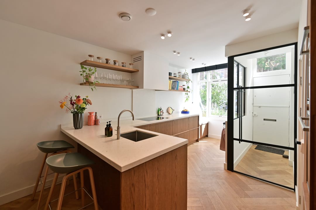 Foto 2 van Van Oldenbarneveldtstraat 72-H