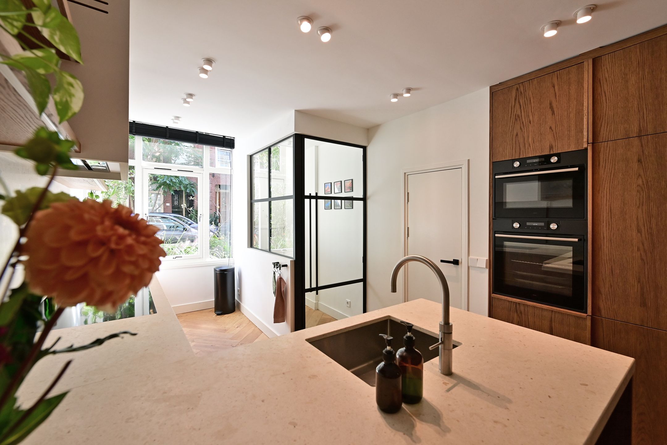 Foto 9 van Van Oldenbarneveldtstraat 72-H