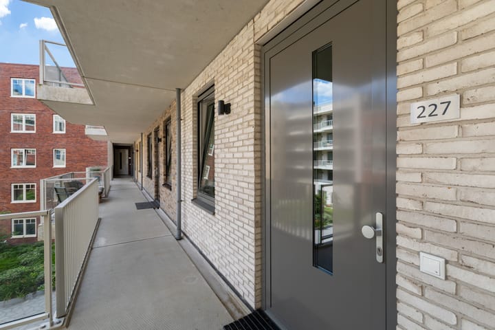 Photo 24 of Charley Tooropgracht 227