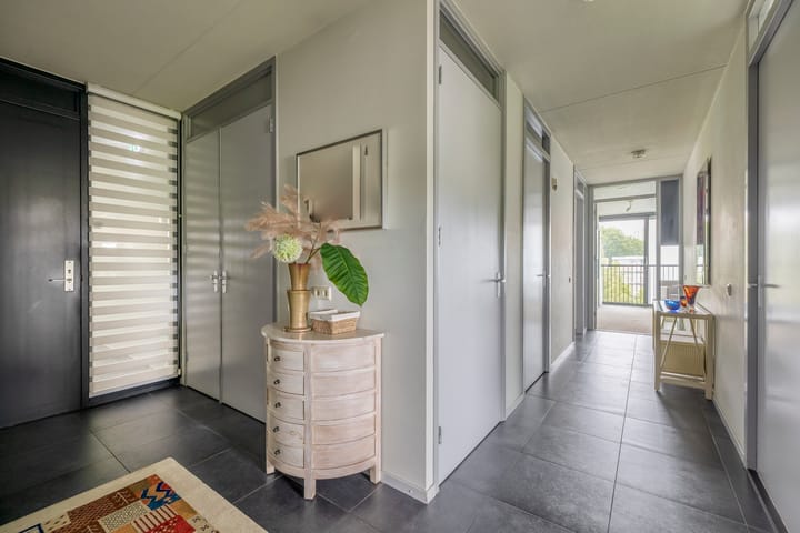 Photo 11 of Landréstraat 43