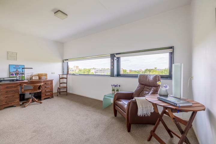 Photo 36 of Landréstraat 43