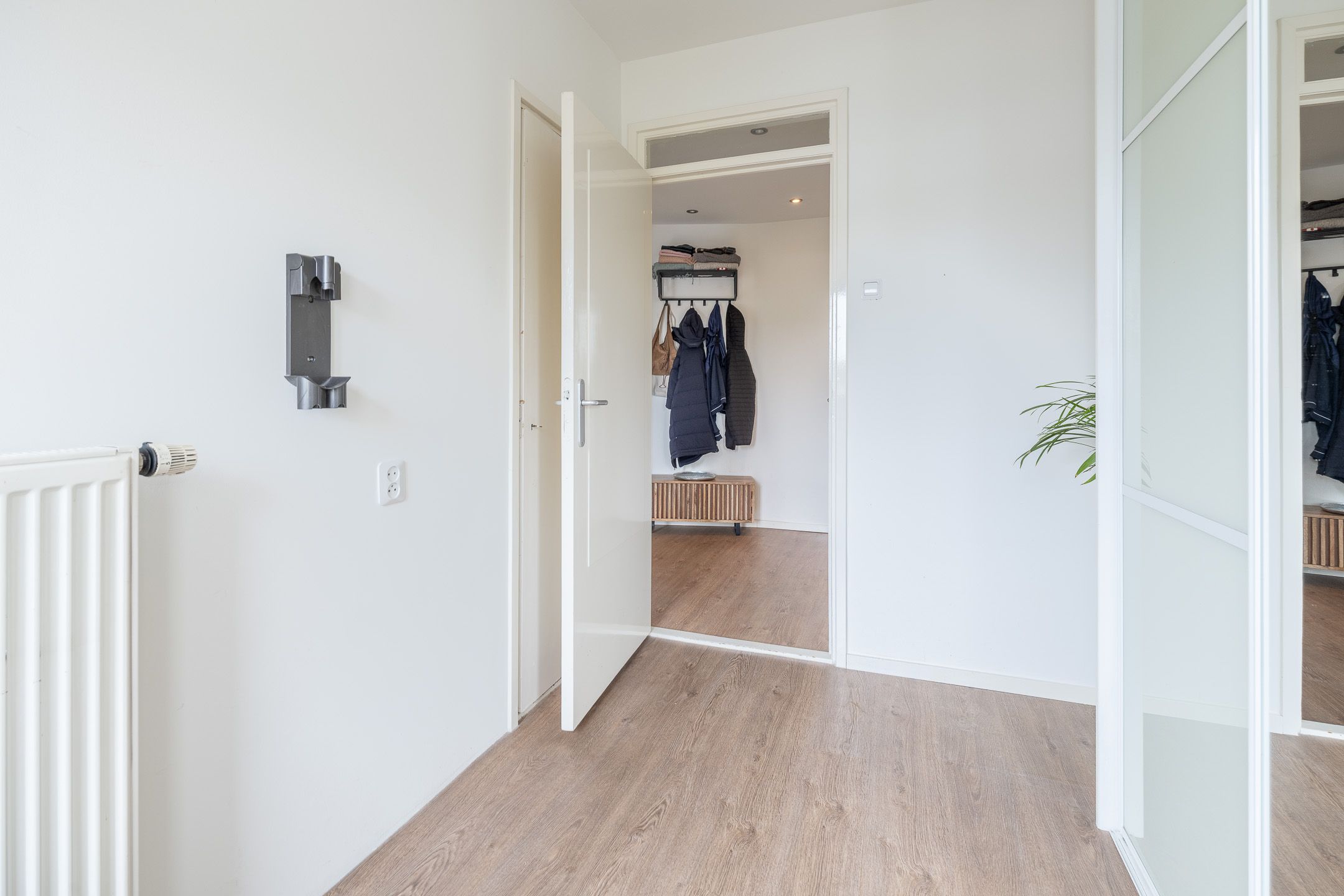 Foto 27 van de Engh 9-III