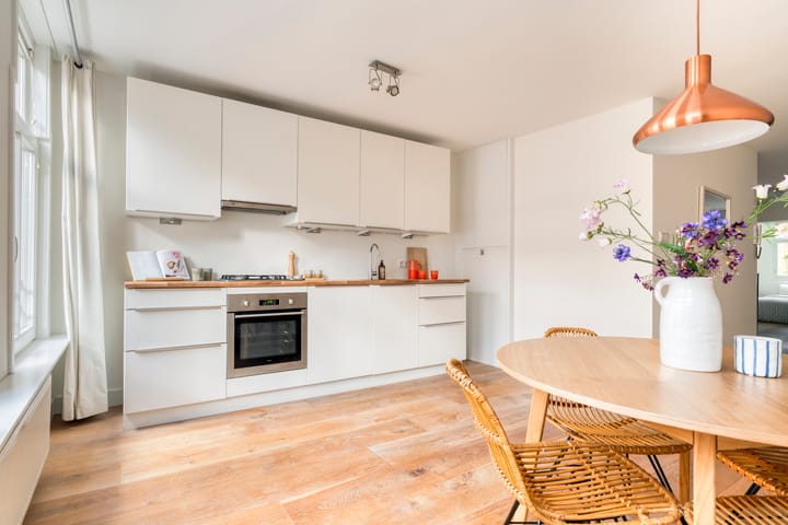 Foto 8 van Van Oldenbarneveldtstraat 98-2