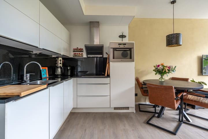 Foto 7 van Burgemeester Eikemastr 4