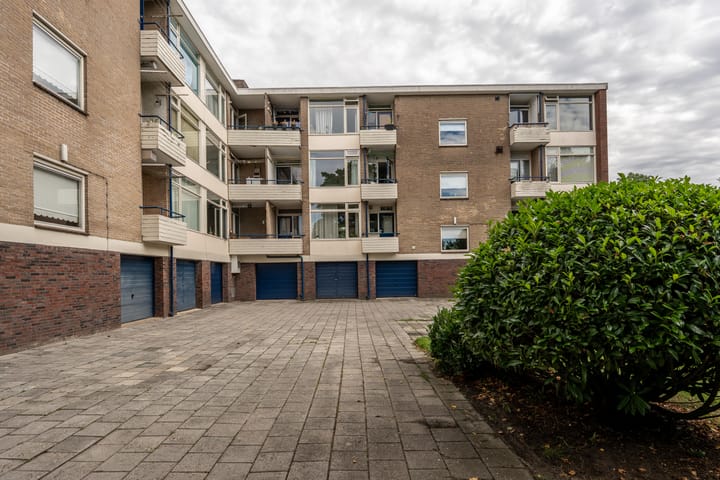 Foto 34 van Burgemeester Eikemastr 4