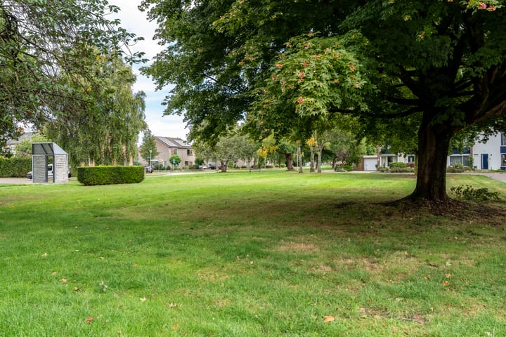 Foto 35 van Burgemeester Eikemastr 4