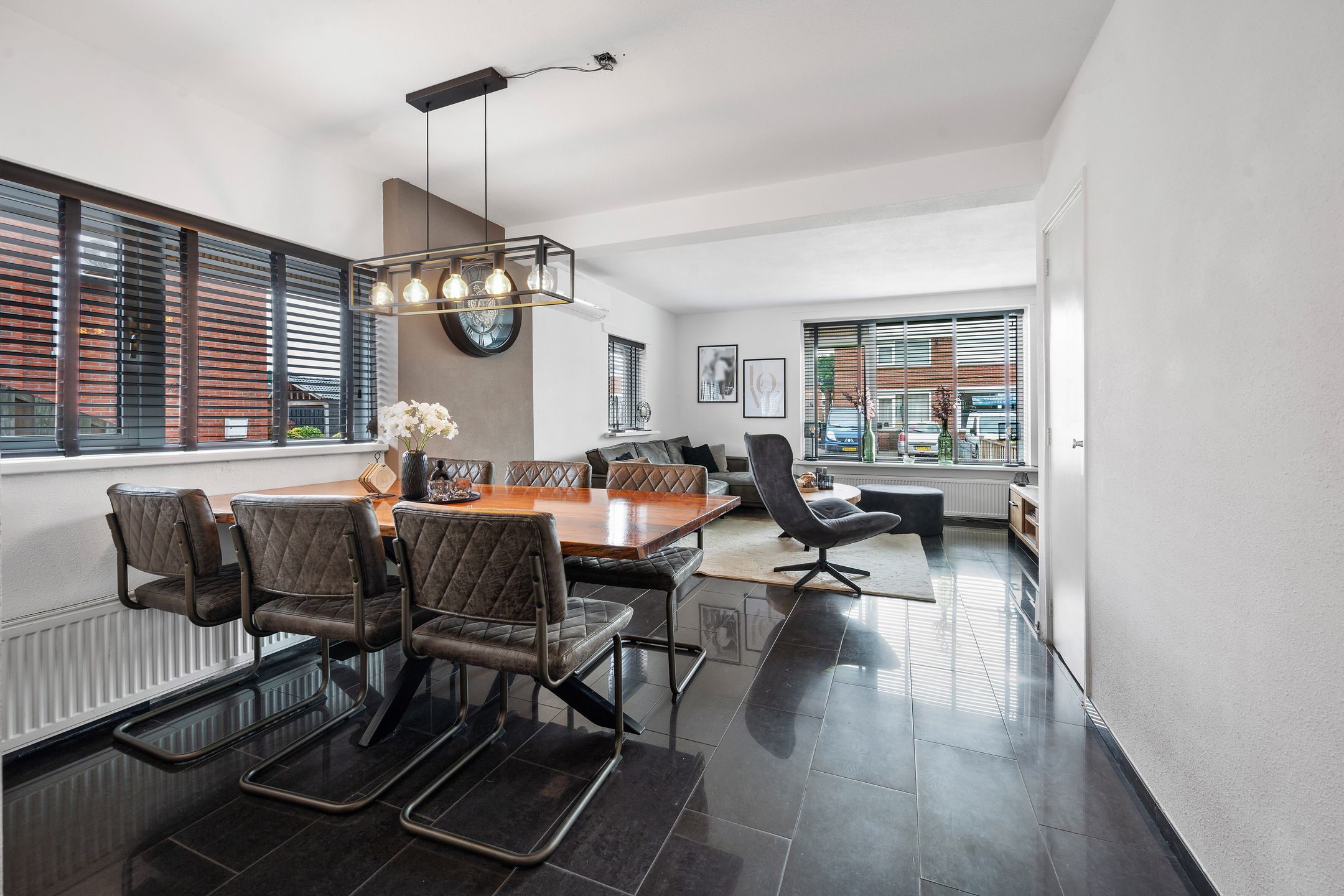 Foto 3 van De Hoven 83