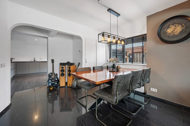 Foto 5 van De Hoven 83