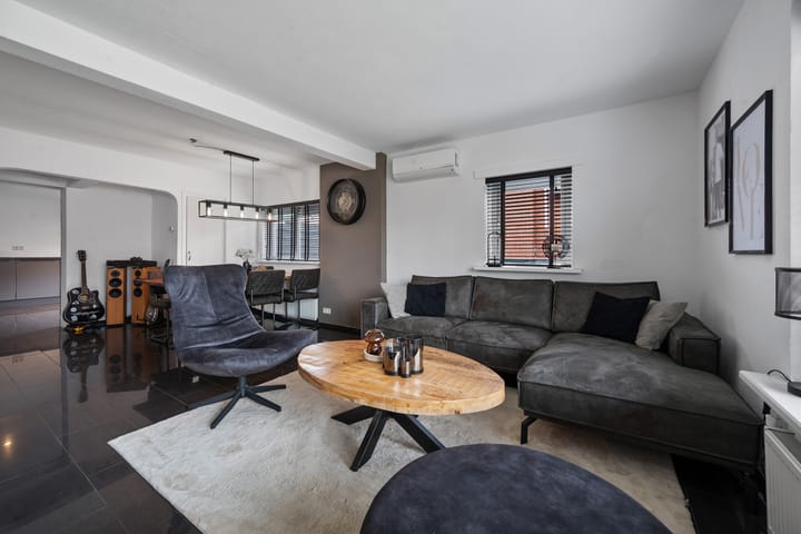 Foto 8 van De Hoven 83