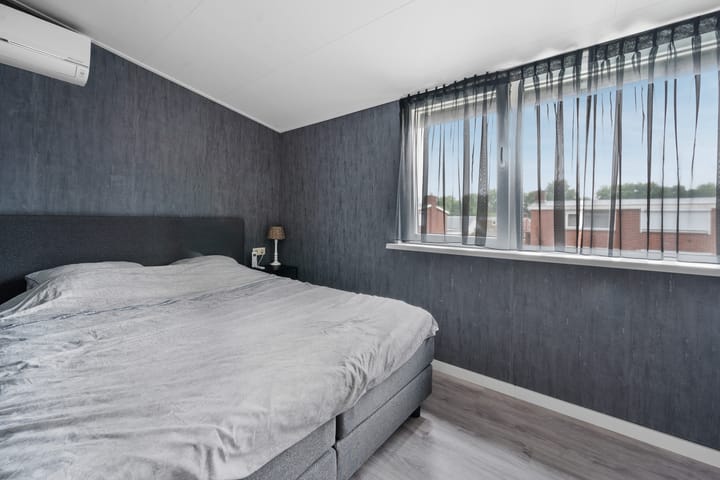 Foto 24 van De Hoven 83