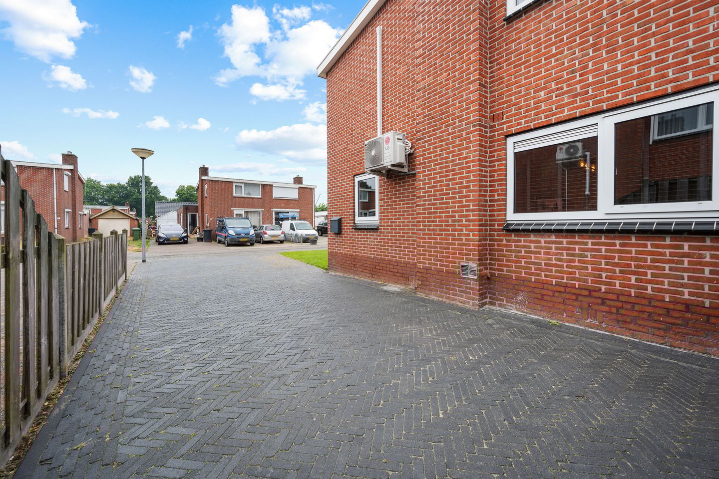 Foto 35 van De Hoven 83