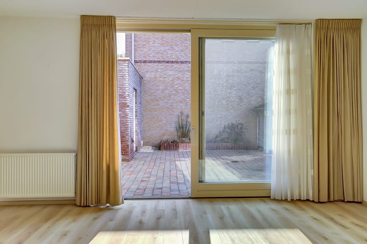 Foto 10 van Beatrixstraat 13